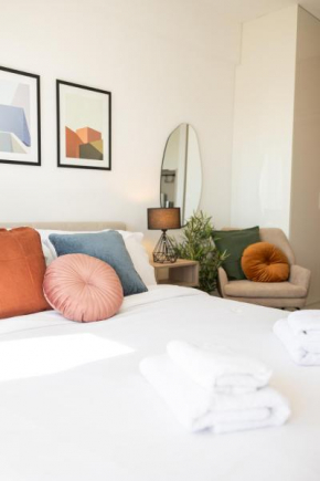Urban Colors Apartments by BiNoBi!